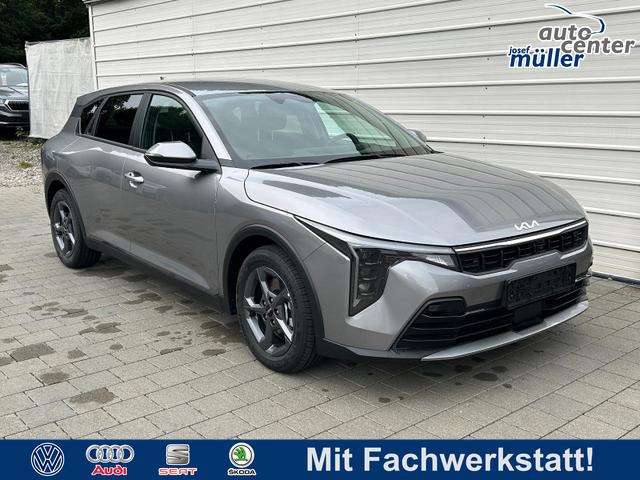 Kia K4 - Gold 1.6 T-GDi DCT Android Auto*Navi*Totwinkel*SHZ*Kamera*PrivacyGlas*ACC*Keyless*2Z Klimaauto*
