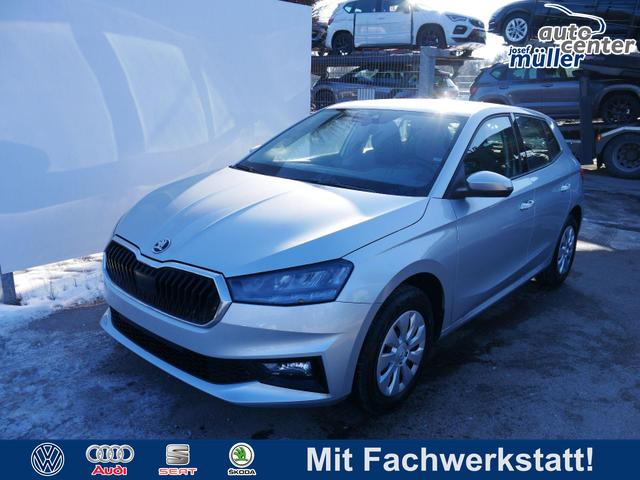 Skoda Fabia - Selection 1.0 TSI*LED*PDC-HI*SMARTLINK*SHZ*BLUETOOTH*FRONT-ASSIST