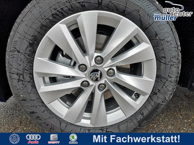 Skoda Octavia Combi - 2.0 TDI 110 kW Selection Kombi DSG Navi PDC GV5 el. Hk