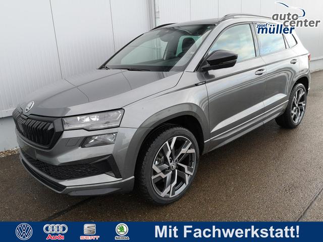 Skoda Karoq - Sportline 2.0TDI DSG 4x4 AHK Matrix Pano Sound Leder 19 Zoll