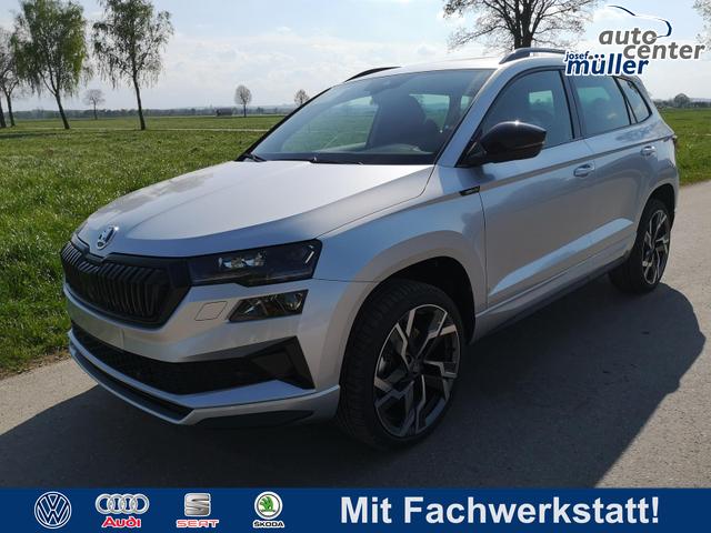 Skoda Karoq - Sportline 2.0TDI DSG AHK Matrix Pano Sound Leder 19 Zoll