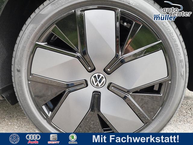 Volkswagen Passat Variant - 2.0 TDI 142 kW 4Motion R-Line DSG Pano 19 Zoll Head Up AHK Navi