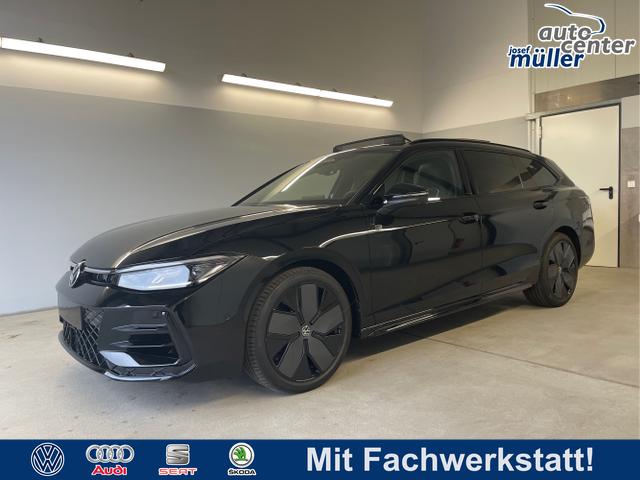 Volkswagen Passat Variant - R-Line 265PS 4M Stdhz+Leder+AHK+DCC+Pano+Harman+Alu19+IQ.Drive+Black+HUD
