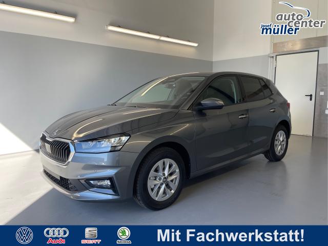 Skoda Fabia - Selection 115PS DSG GV5+AHK+Kamera+Alu+Kessy+Climatronic+Sitzheiz+Sunset+App