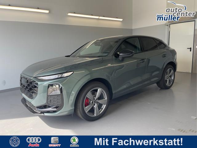 Audi Q3 - Sportback NEU TFSI quattro S line TechPro+Matrix+AHK+Alu19+KlimaPlus+ExtSchwarz+DCC
