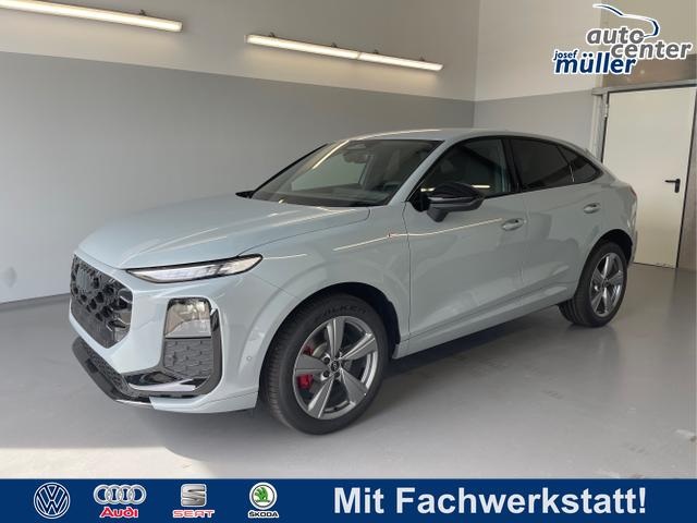 Audi Q3 - Sportback NEU TFSI quattro S line TechPro+Matrix+AHK+Alu19+KlimaPlus+ExtSchwarz+DCC