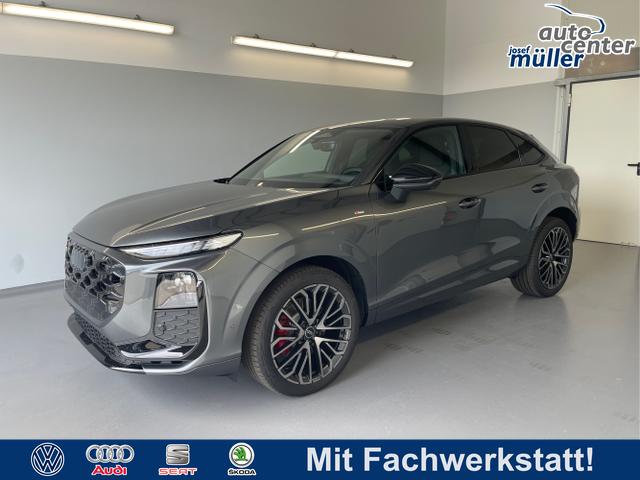 Audi Q3 - Sportback NEU TFSI quattro S line Pano+TechPro+Matrix+AHK+HUD+Alu20+KlimaPlus+DCC+SONOS
