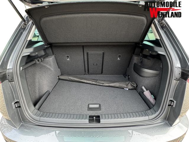 Bild dient zur Illustration und zeigt aufpreispflichtige Sonderausstattung. "Die Herstellergarantie beginnt bei EU-Fahrzeugen bereits bei Auslieferung vom ausl&auml;ndischen Lieferanten und kann um mehr als 14 Tage verk&uuml;rzt sein.