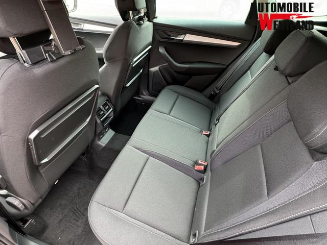 Bild dient zur Illustration und zeigt aufpreispflichtige Sonderausstattung. "Die Herstellergarantie beginnt bei EU-Fahrzeugen bereits bei Auslieferung vom ausl&auml;ndischen Lieferanten und kann um mehr als 14 Tage verk&uuml;rzt sein.