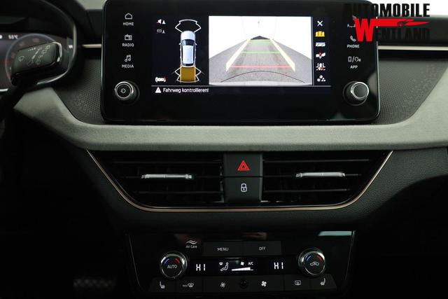 Skoda Kamiq Selection 1.0 TSI DSG 130 Jahre, LED, Side, ACC, Kamera, el. Klappe, Winter, 17-Zoll 