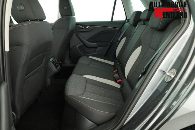 Skoda Kamiq Selection 1.0 TSI DSG 130 Jahre, LED, Side, ACC, Kamera, el. Klappe, Winter, 17-Zoll 