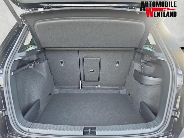 Skoda Karoq Sportline 1.5 TSI DSG 360Grad AHK schwenkb 