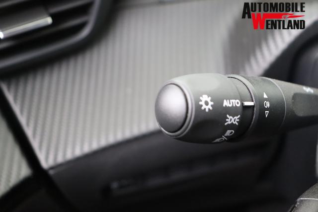 Peugeot 2008 Style Hybrid 145 e-DSC6 