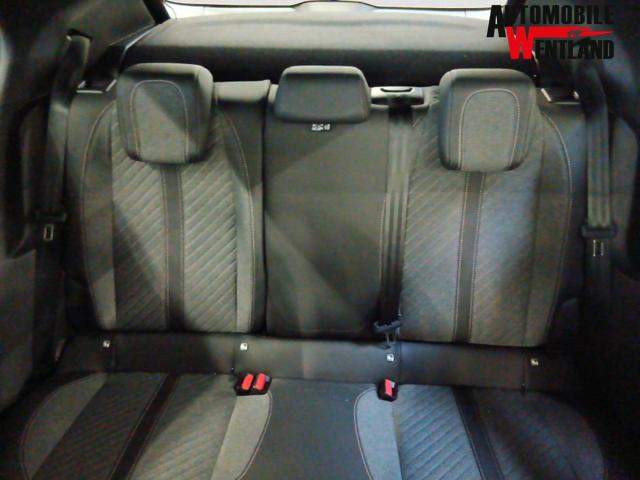 Peugeot 2008 Allure 1.2L (1199cc) 3-cylinder gasoline 100 hp S&S, 6-speed manual 