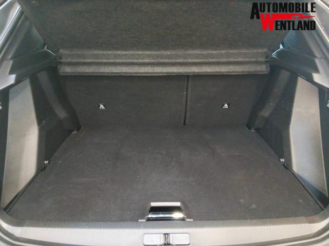 Peugeot 2008 Allure 1.2L (1199cc) 3-cylinder gasoline 100 hp S&S, 6-speed manual 