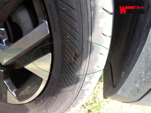 Peugeot 2008 Allure 1.2L (1199cc) 3-cylinder gasoline 100 hp S&S, 6-speed manual 