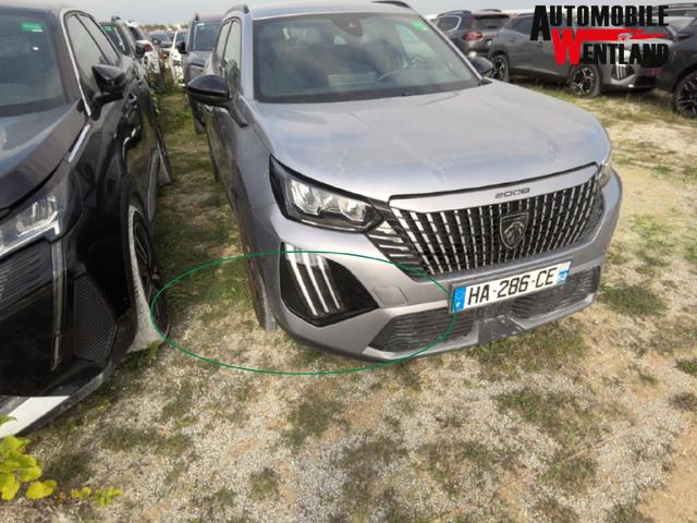 Peugeot 2008 Allure 1.2L (1199cc) 3-cylinder gasoline 100 hp S&S, 6-speed manual 