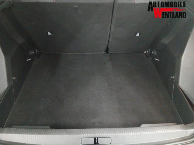 Peugeot 2008 Style 1.2L 3-cylinder Gasoline (100 hp) S&S, 6-speed manual 