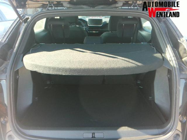 Peugeot 2008 Style 1.2L 3-cylinder (1199cc) gasoline 100 hp S&S, 6-speed manual 