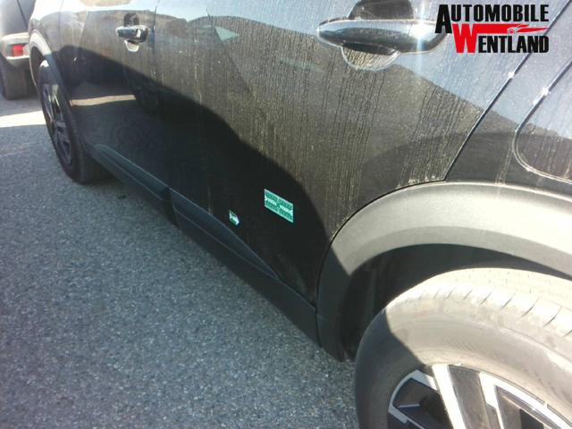 Peugeot 2008 Style 1.2L 3-cylinder (1199cc) gasoline 100 hp S&S, 6-speed manual 