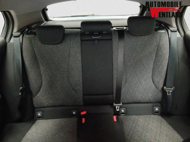 BMW 1er M 1 Serie Sport Design 2.0L Turbo Diesel (120d) 163 hp, 7-speed DKG dual-clutch 