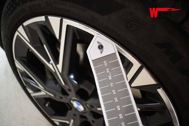 BMW 1er M 1 Serie Sport Design 2.0L Turbo Diesel (120d) 163 hp, 7-speed DKG dual-clutch 