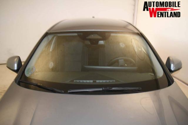 BMW 1er M 1 Serie Sport Design 2.0L Turbo Diesel (120d) 163 hp, 7-speed DKG dual-clutch 