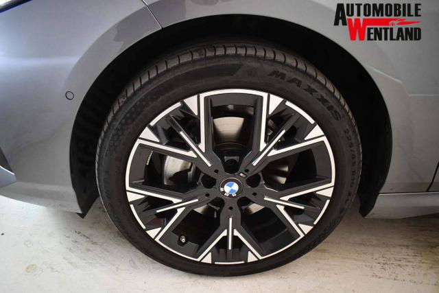 BMW 1er M 1 Serie Sport Design 2.0L Turbo Diesel (120d) 163 hp, 7-speed DKG dual-clutch 