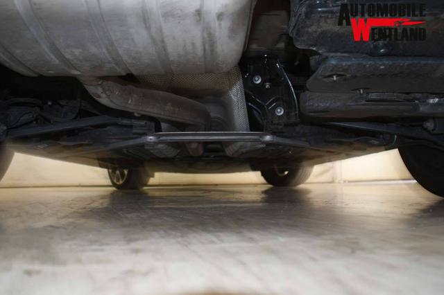 BMW 1er M 1 Serie Sport Design 2.0L Turbo Diesel (120d) 163 hp, 7-speed DKG dual-clutch 