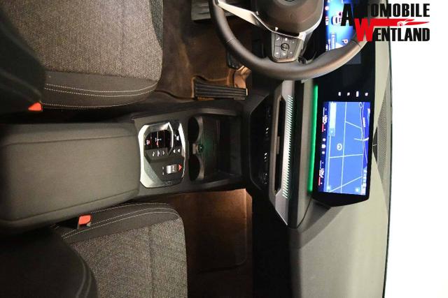 BMW 1er M 1 Serie Sport Design 2.0L Turbo Diesel (120d) 163 hp, 7-speed DKG dual-clutch 