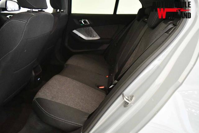 BMW 1er M 1 Serie Sport Design 2.0L Turbo Diesel (120d) 163 hp, 7-speed DKG dual-clutch 