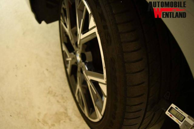 BMW 1er M 1 Serie Sport Design 2.0L Turbo Diesel (120d) 163 hp, 7-speed DKG dual-clutch 