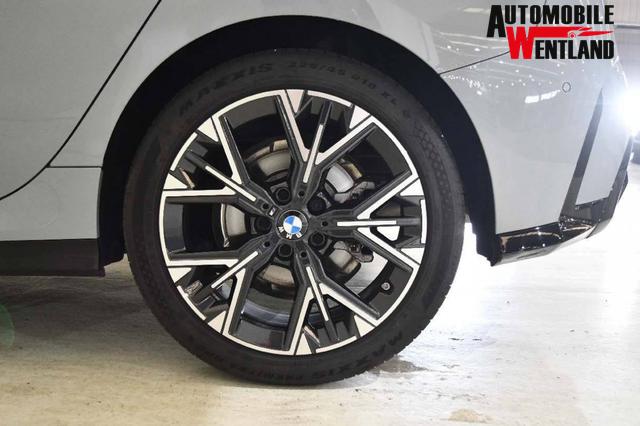 BMW 1er M 1 Serie Sport Design 2.0L Turbo Diesel (120d) 163 hp, 7-speed DKG dual-clutch 