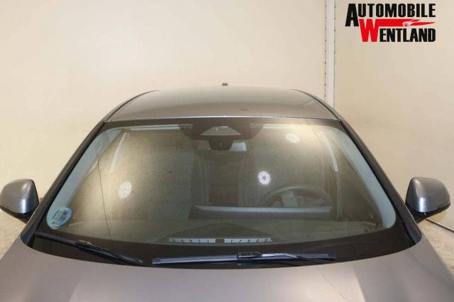 BMW 1er M 1 Serie Sport Design 2.0L Turbo Diesel (120d) Mild Hybrid, DKG7 7-speed 