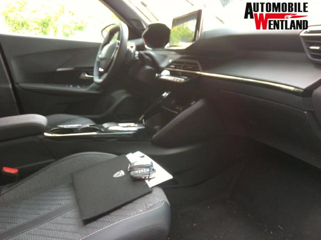 Peugeot 2008 Allure 1.2L Hybrid 145 (e-DCS6) 