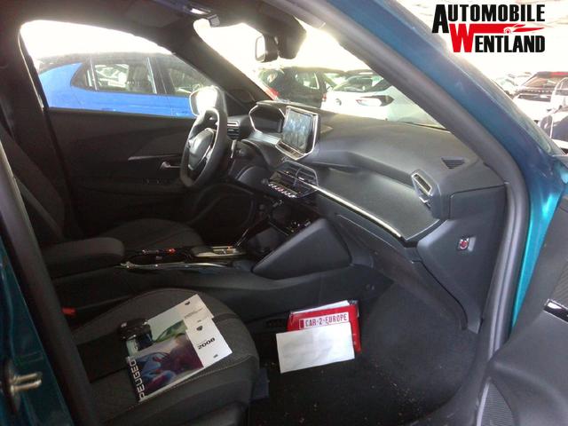 Peugeot 2008 Allure Hybrid 145 e-DCS6 (1.2L 1199cc) 