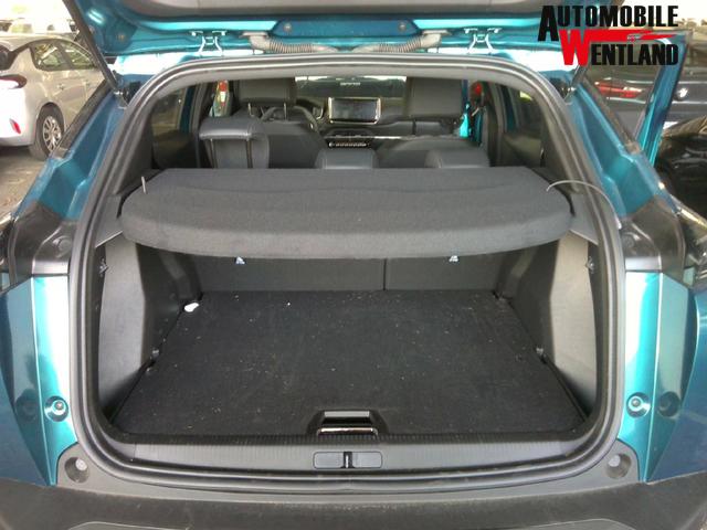 Peugeot 2008 Allure Hybrid 145 e-DCS6 (1.2L 1199cc) 