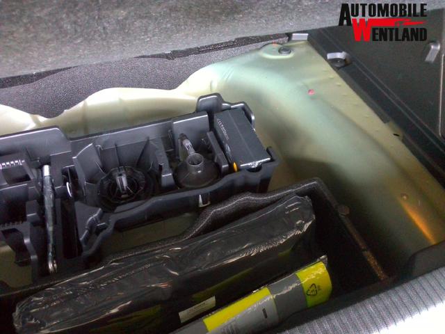 Peugeot 2008 Allure Hybrid 145 e-DCS6 (1.2L 1199cc) 