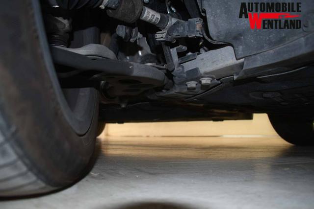 BMW 1er M 1 Serie Sport Design 120d 163 hp (120 kW) Diesel mild-hybrid, 7-speed DKG dual-clutch automatic, 2.0L (1995 cc) I4 TwinPower Turbo 