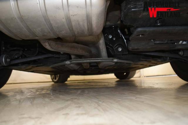 BMW 1er M 1 Serie Sport Design 120d 163 hp (120 kW) Diesel mild-hybrid, 7-speed DKG dual-clutch automatic, 2.0L (1995 cc) I4 TwinPower Turbo 