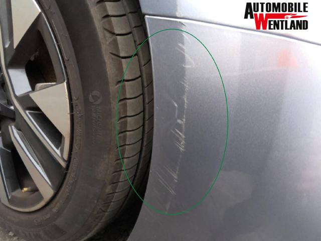 Peugeot 208 Allure 1.2L Gasoline 100 hp S&S (BVM6) 