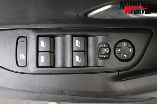 Peugeot 2008 Allure Hybrid 145 hp e-DSC6 