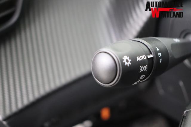 Peugeot 2008 Allure Hybrid 145 hp e-DSC6 