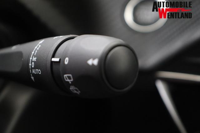 Peugeot 2008 Allure Hybrid 145 hp e-DSC6 