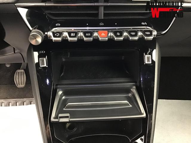 Peugeot 2008 Allure 1.2 Gasoline 102hp 