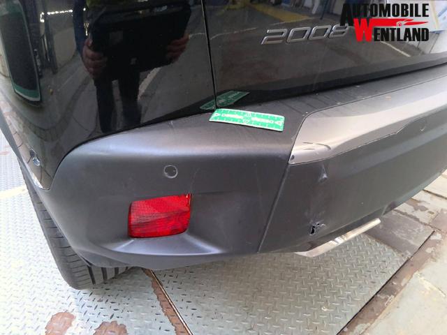 Peugeot 2008 Allure 1.2L Hybrid 145 (e-DCS6) 