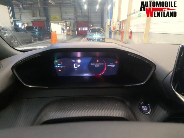 Peugeot 2008 Allure Hybrid 145 e-DCS6 