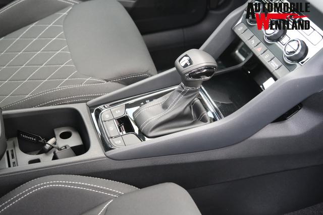 Skoda Karoq 1.5 TSI DSG Sportline AHK Matrix Assistenzpaket Plus Kamera 