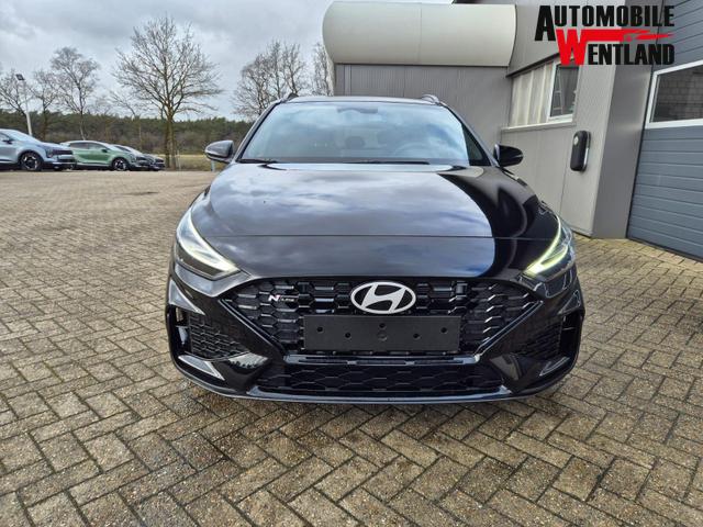 Hyundai i30 Kombi 1.6 T-GDI 150PS Automatik N-Line MY2026 Sitzheizung Lenkradheizung Klimaautomatik Navi 10,3"-Touchscreen Bluelink Apple CarPlay + Android Auto PDC v+h R&uuml;ckf.Kamera 18-LM 