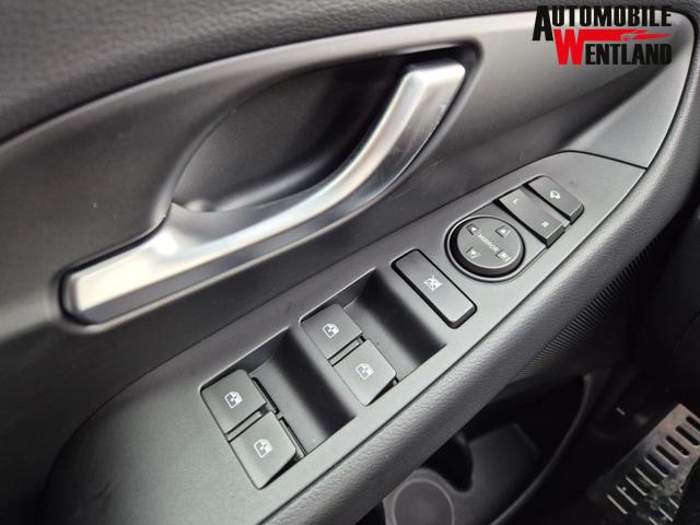Hyundai i30 Kombi 1.6 T-GDI 150PS Automatik N-Line MY2026 Sitzheizung Lenkradheizung Klimaautomatik Navi 10,3"-Touchscreen Bluelink Apple CarPlay + Android Auto PDC v+h R&uuml;ckf.Kamera 18-LM 